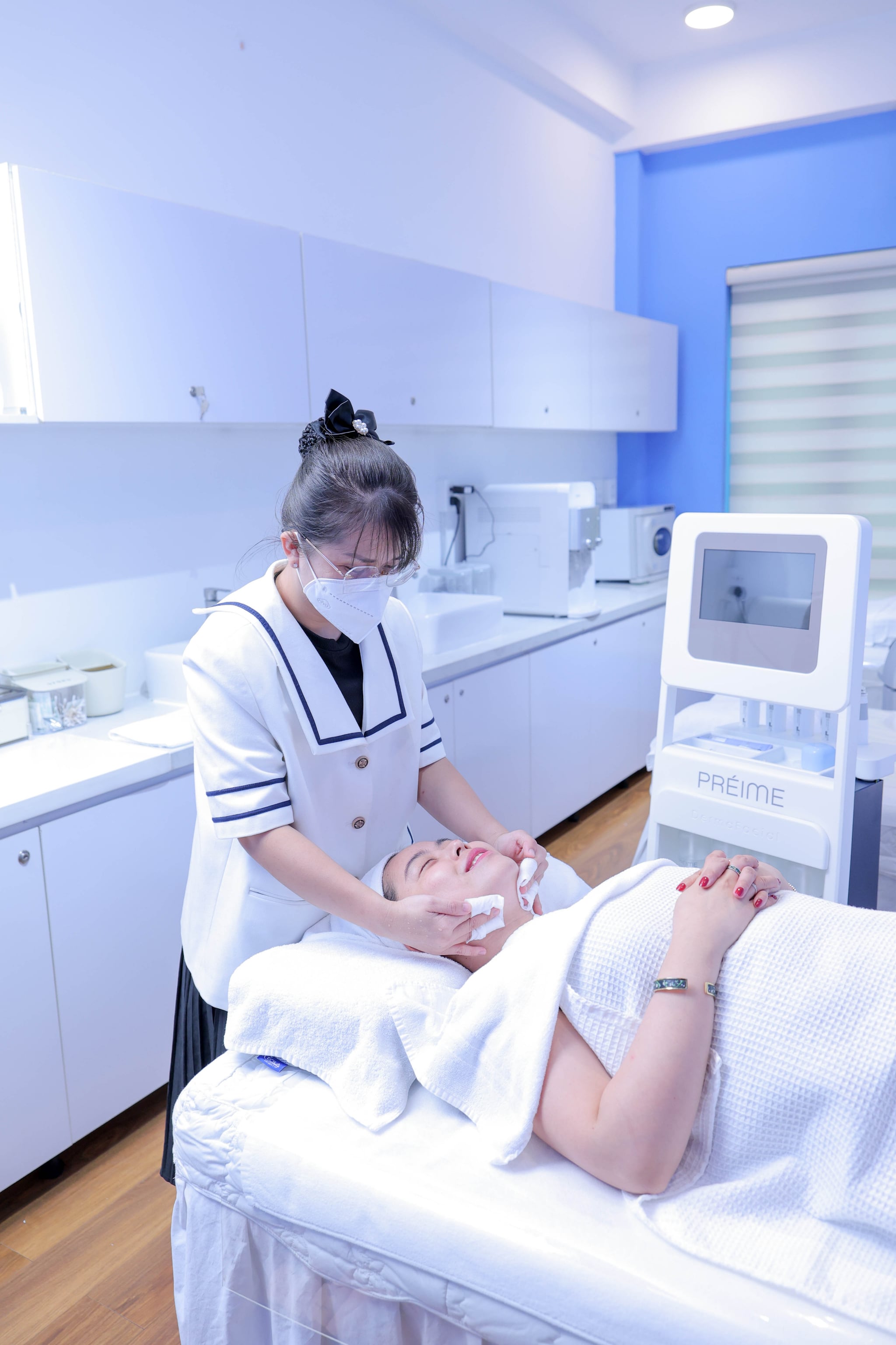 Thanh lọc đa tầng bằng Préime DermaFacial - Image 1