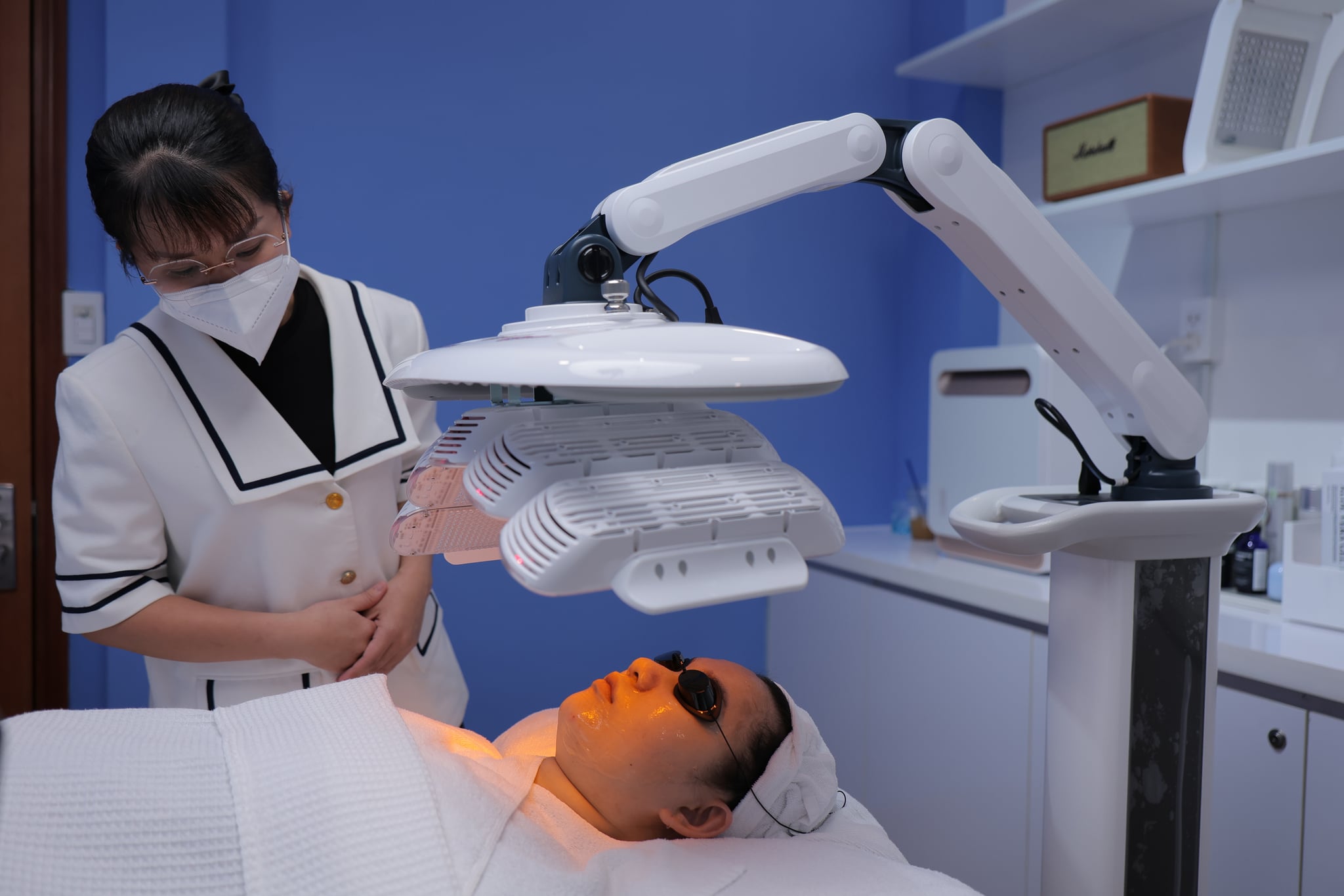 Chiếu ánh sáng phục hồi Lutronic Healite II (830nm) - Image 2